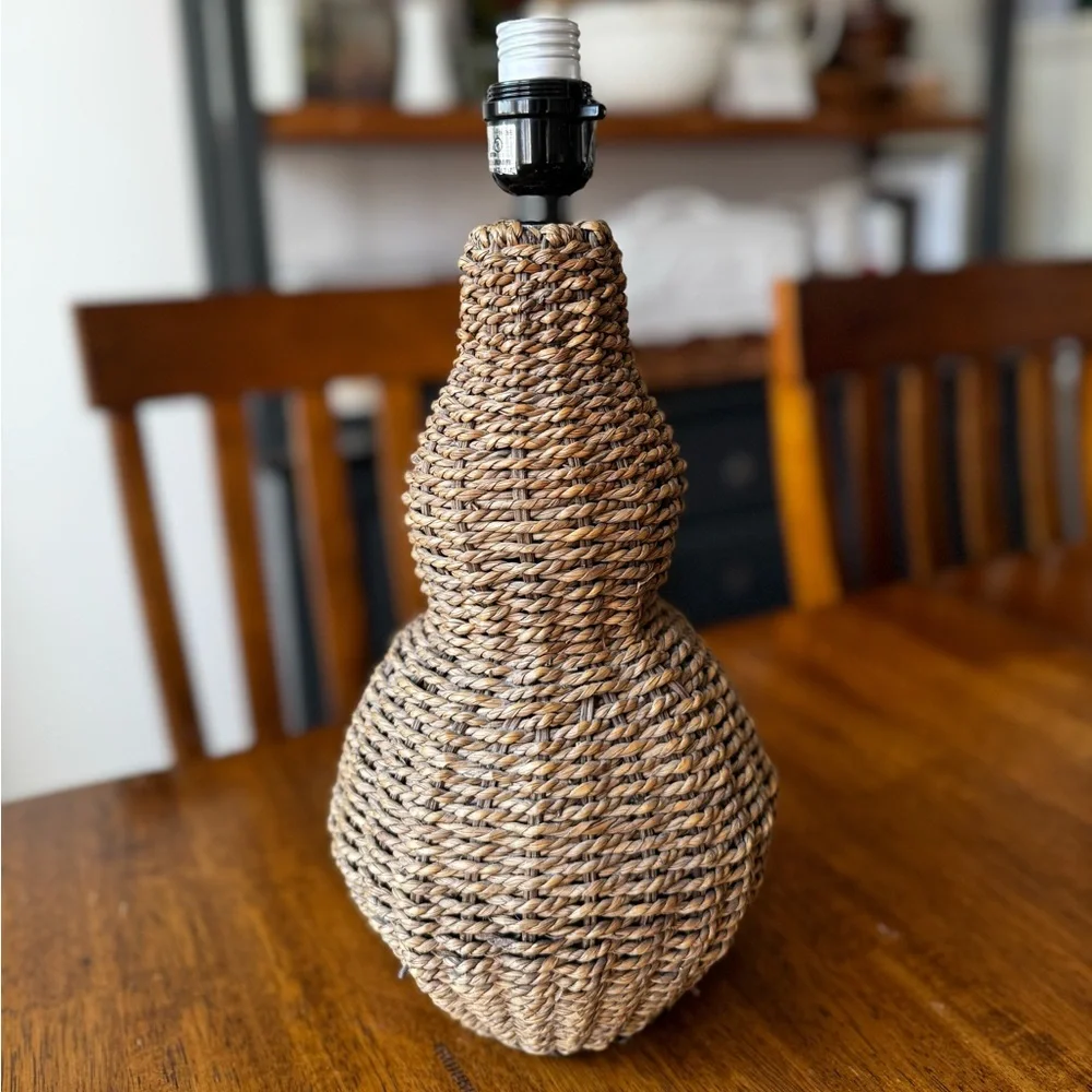 Vintage rattan wicker Lamp no shade Boho Cottage Core 11.5” Works